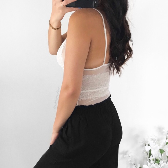 ❤️SALE❤️ delicate white lace mesh lace up bodysuit - Picture 4 of 4